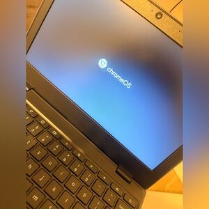 Google Chromebook - Sleek Black Finish